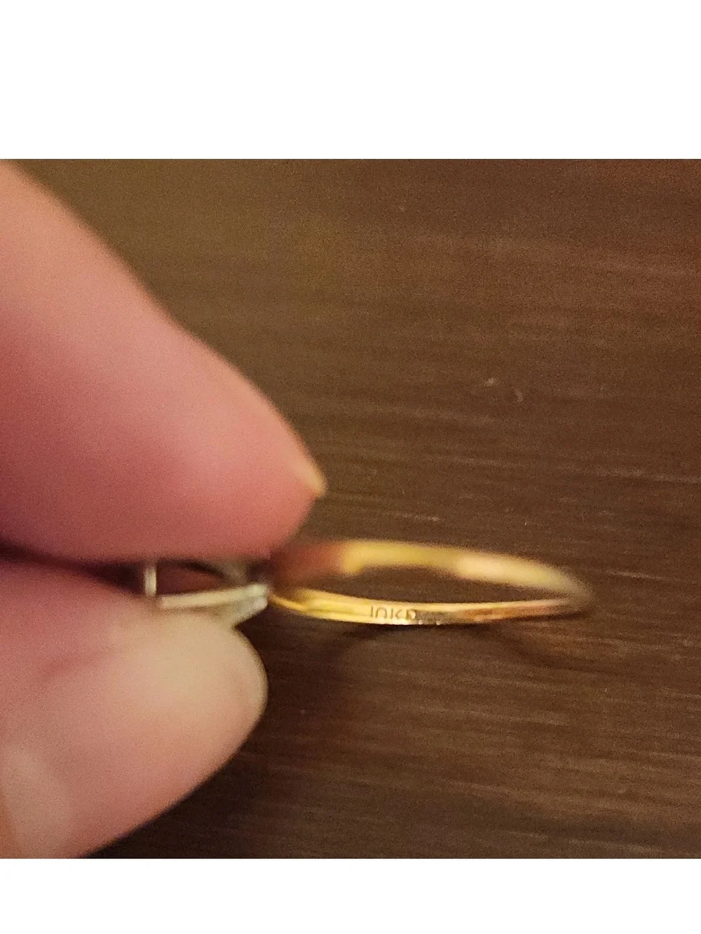 N/A elegant gold
